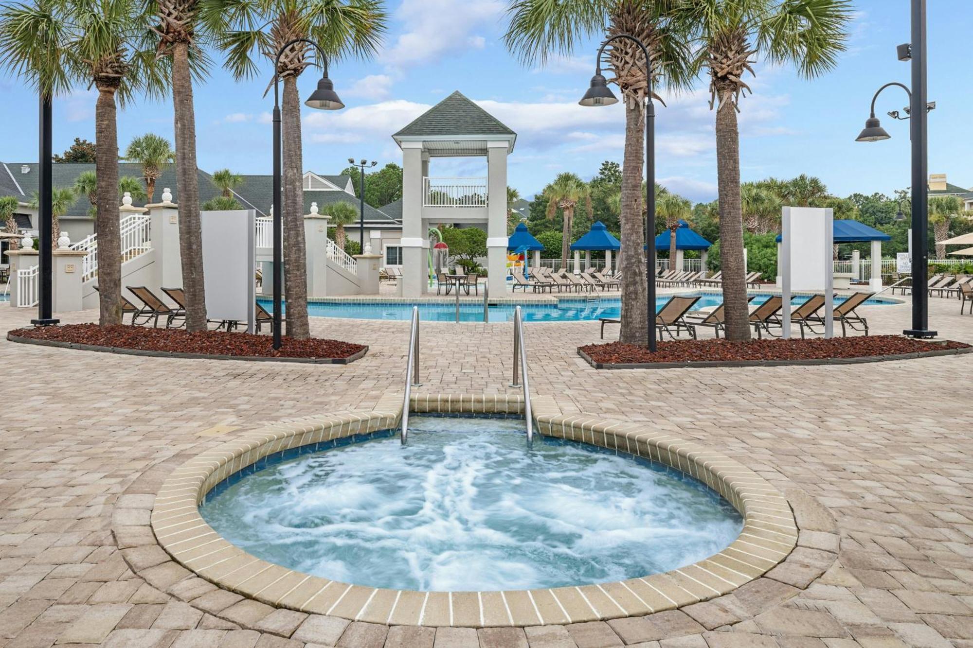 Sheraton Broadway Resort Villas Миртъл Бийч Екстериор снимка